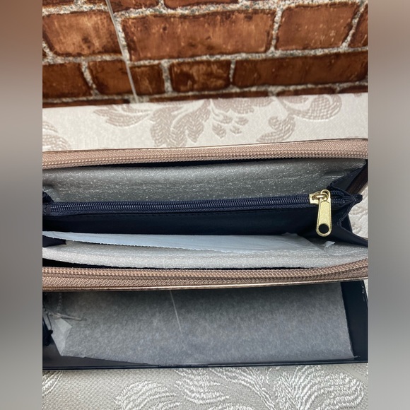 TOMMY HILFIGER WALLET ROSE GOLD METALLIC - Picture 2 of 16